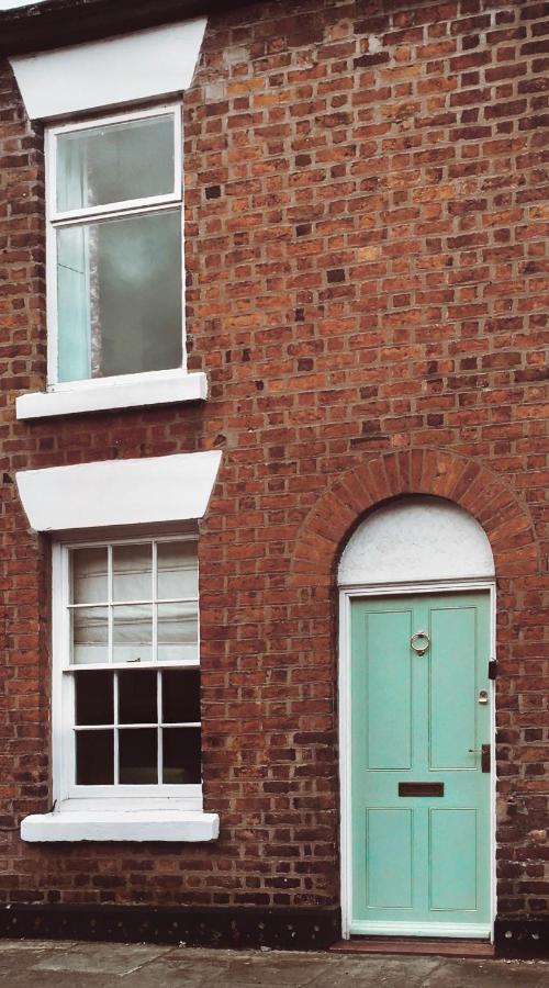 Charming Victorian Cottage Steps From Historic Chester - Free Parking Bagian luar foto